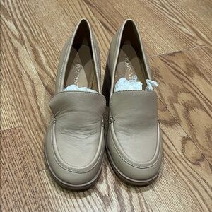 Vince Women's Tan Leather Loafers